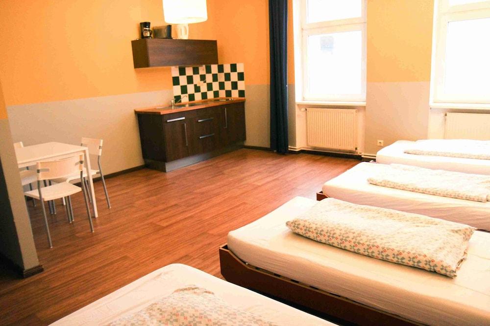 Sunflower Hostel Βερολίνο Εξωτερικό φωτογραφία